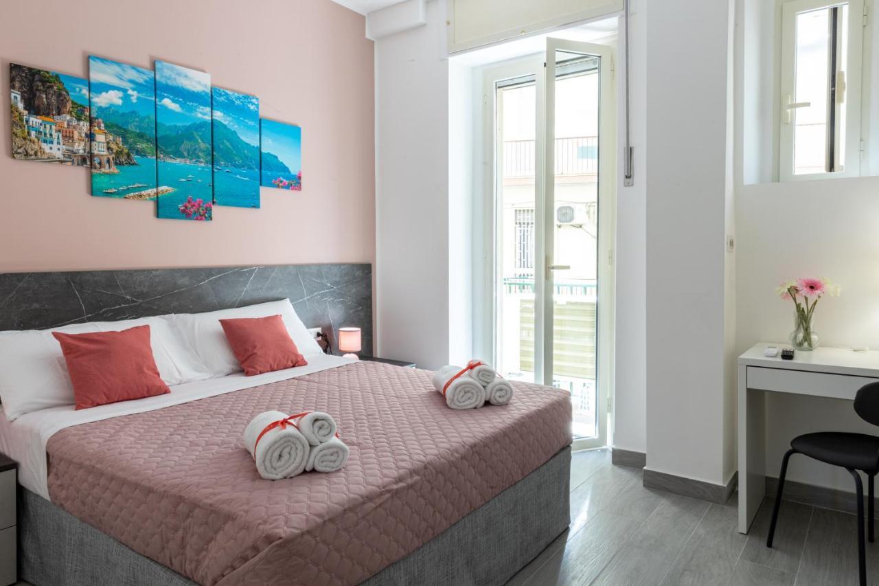 Partenope Guest House Naples Extérieur photo