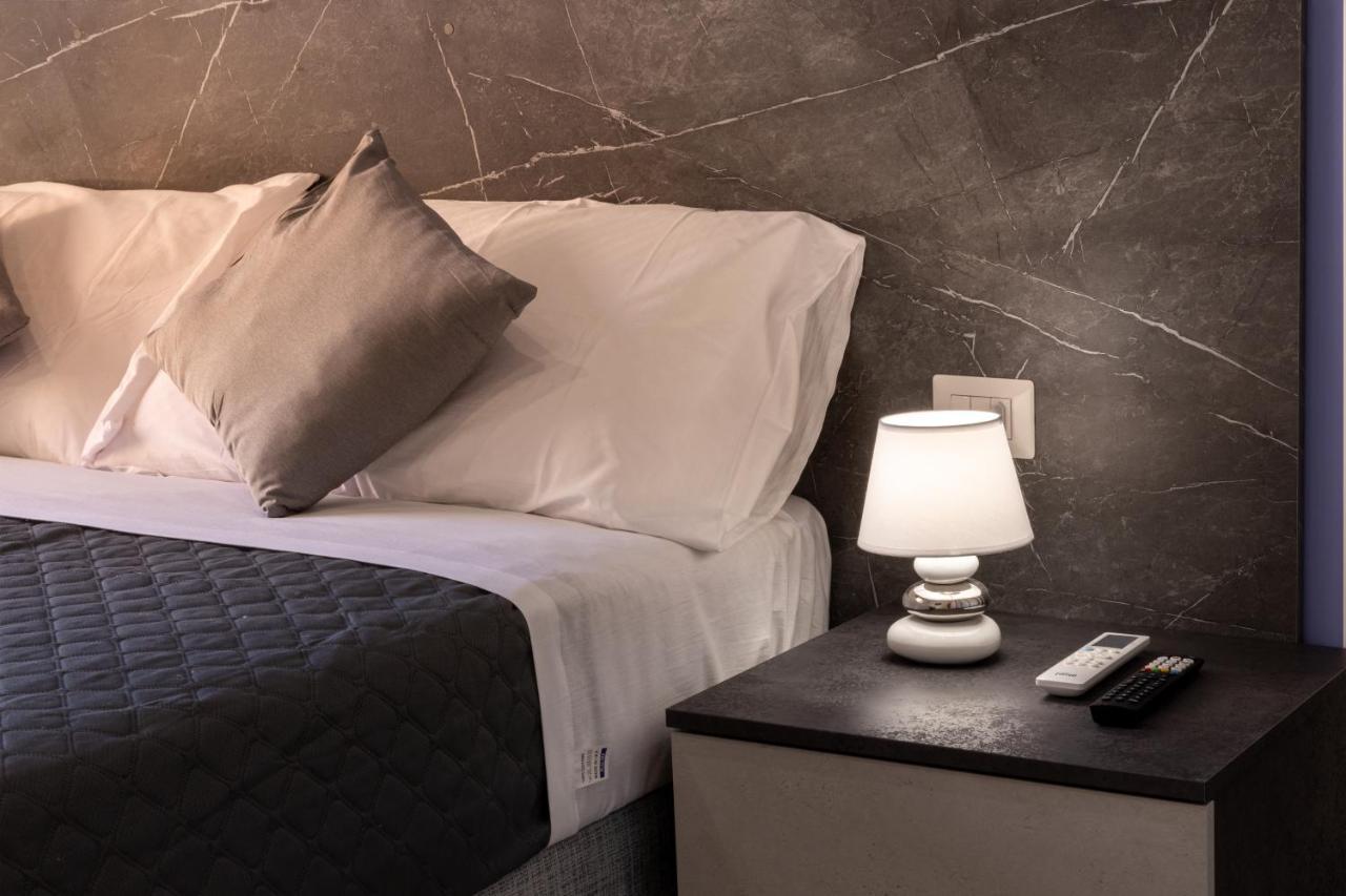 Partenope Guest House Naples Extérieur photo